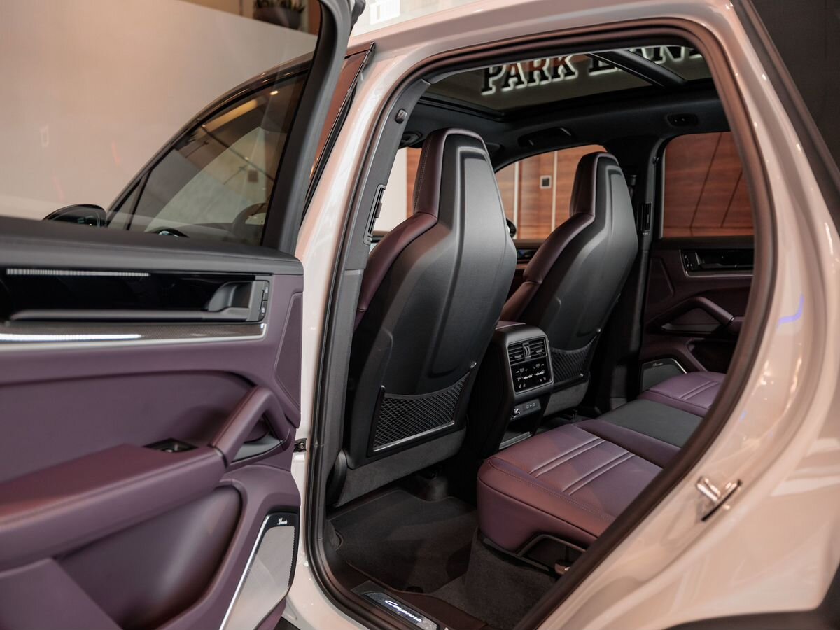 Porsche Cayenne III Рестайлинг 3.0 AT (353 л.с.) 4WD