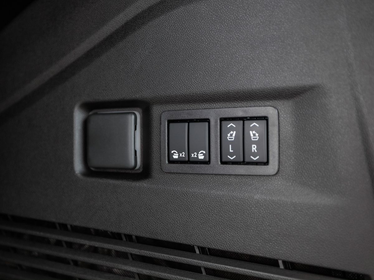 Chevrolet Tahoe V 5.3 AT (343 л.с.) 4WD