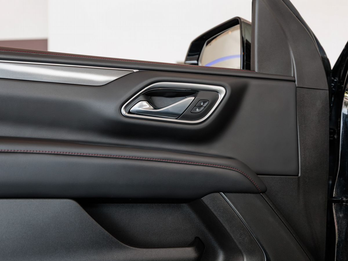 Chevrolet Tahoe V 5.3 AT (343 л.с.) 4WD