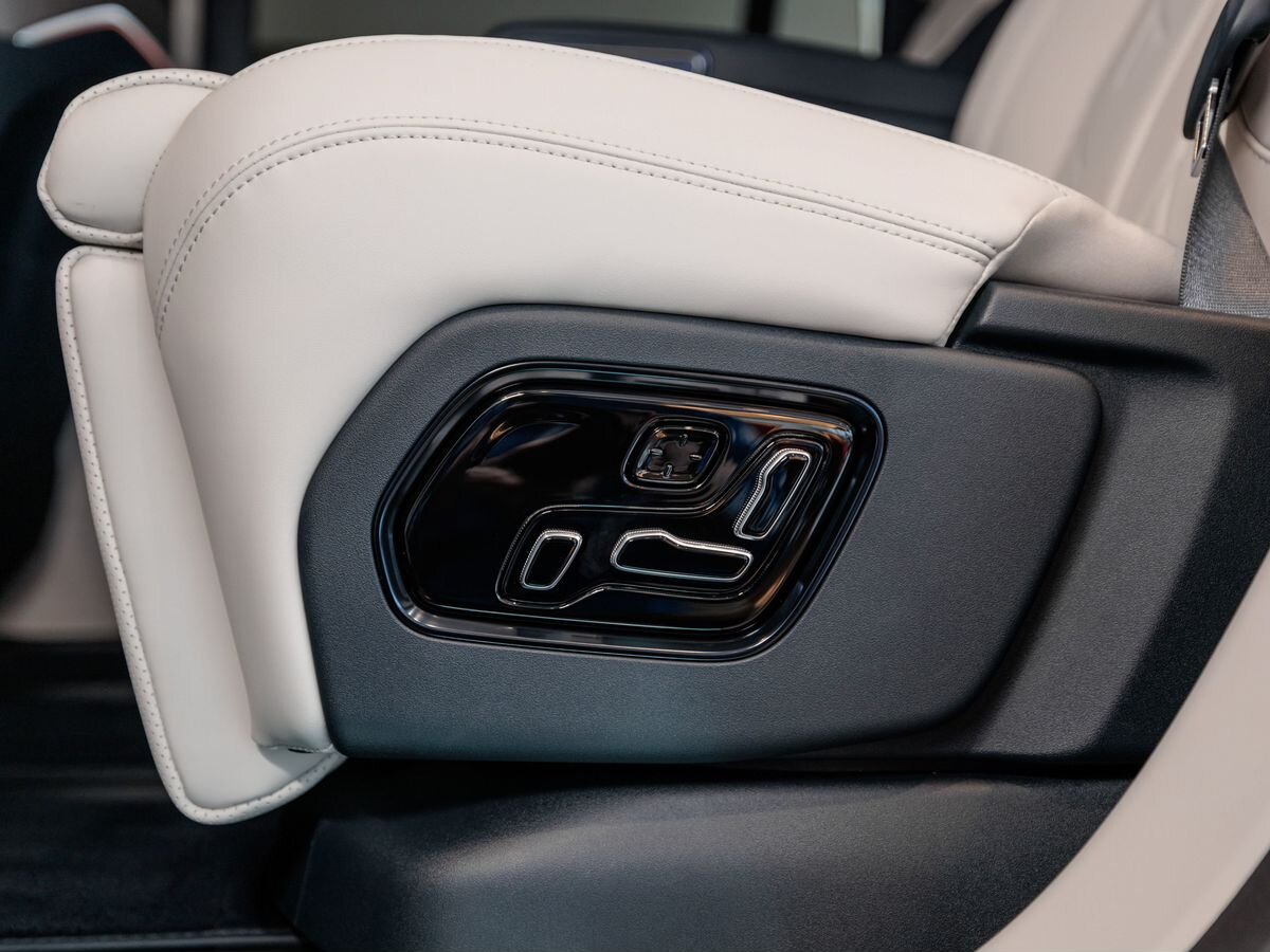 Zeekr 9X 55 kWh 2.0hyb AT (898 л.с.) 4WD