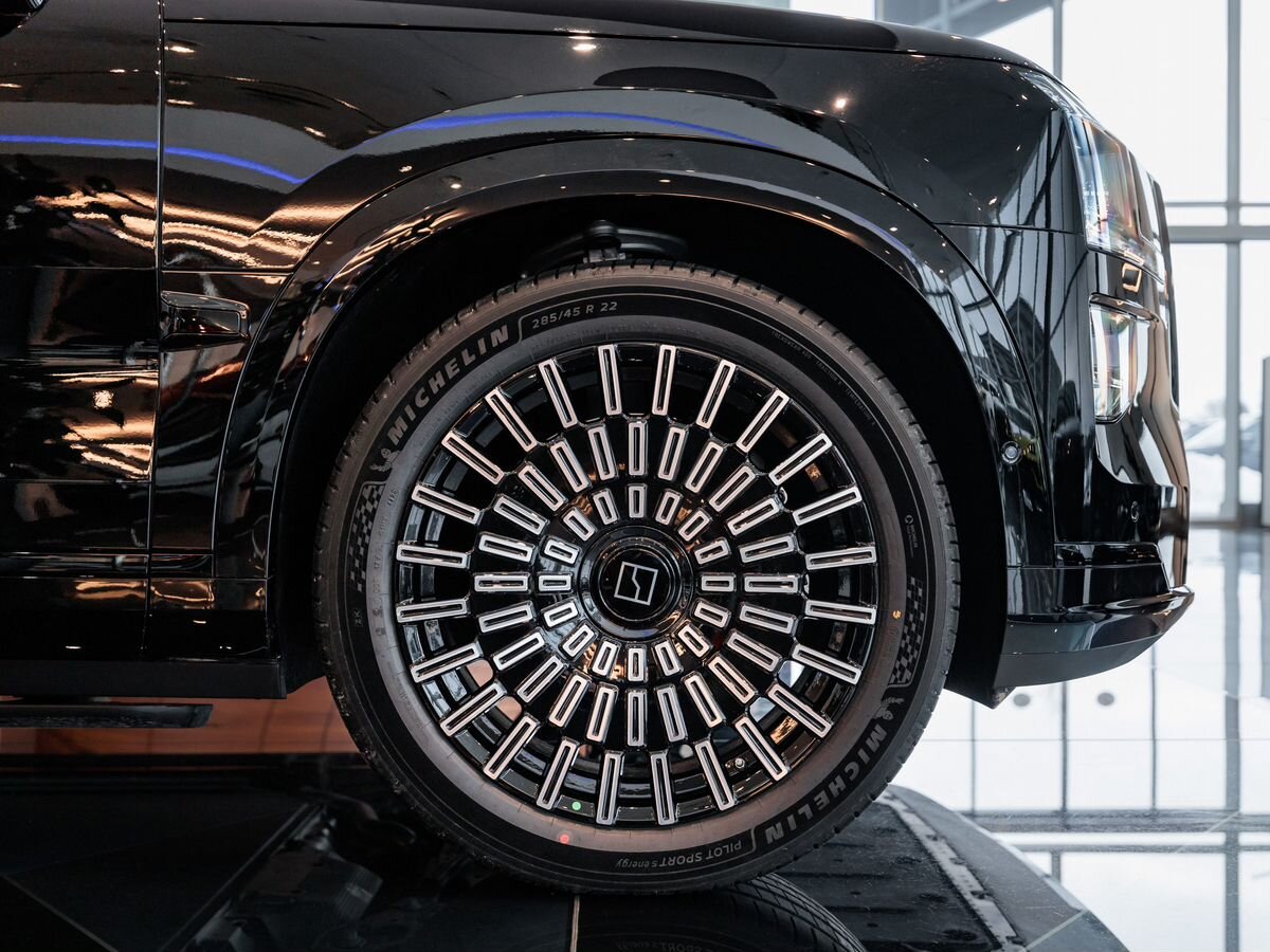 Zeekr 9X 55 kWh 2.0hyb AT (898 л.с.) 4WD