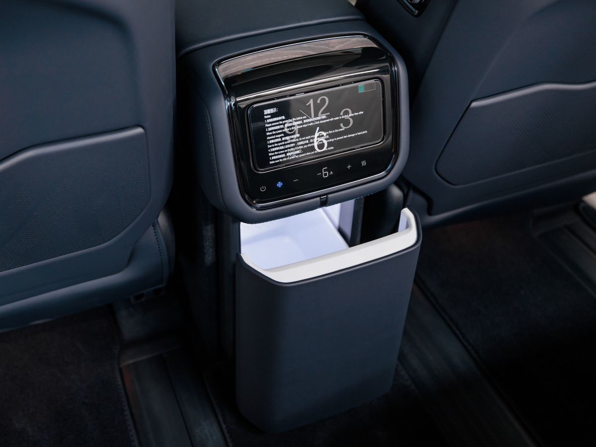 Zeekr 9X 55 kWh 2.0hyb AT (898 л.с.) 4WD