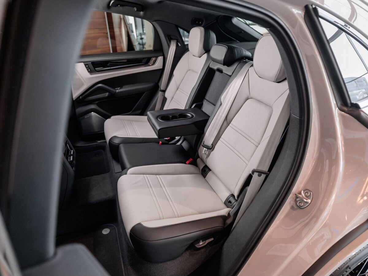 Porsche Cayenne III Рестайлинг Coupé 3.0 AT (353 л.с.) 4WD