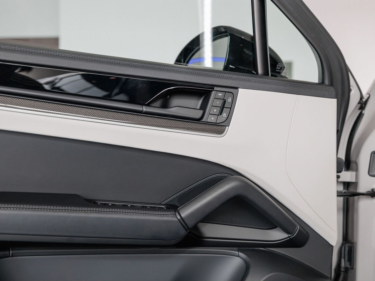 Porsche Cayenne III Рестайлинг Coupé 3.0 AT (353 л.с.) 4WD