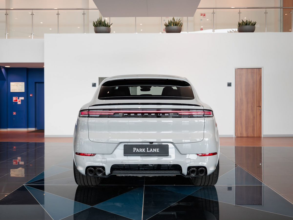 Porsche Cayenne III Рестайлинг Coupé 3.0 AT (353 л.с.) 4WD