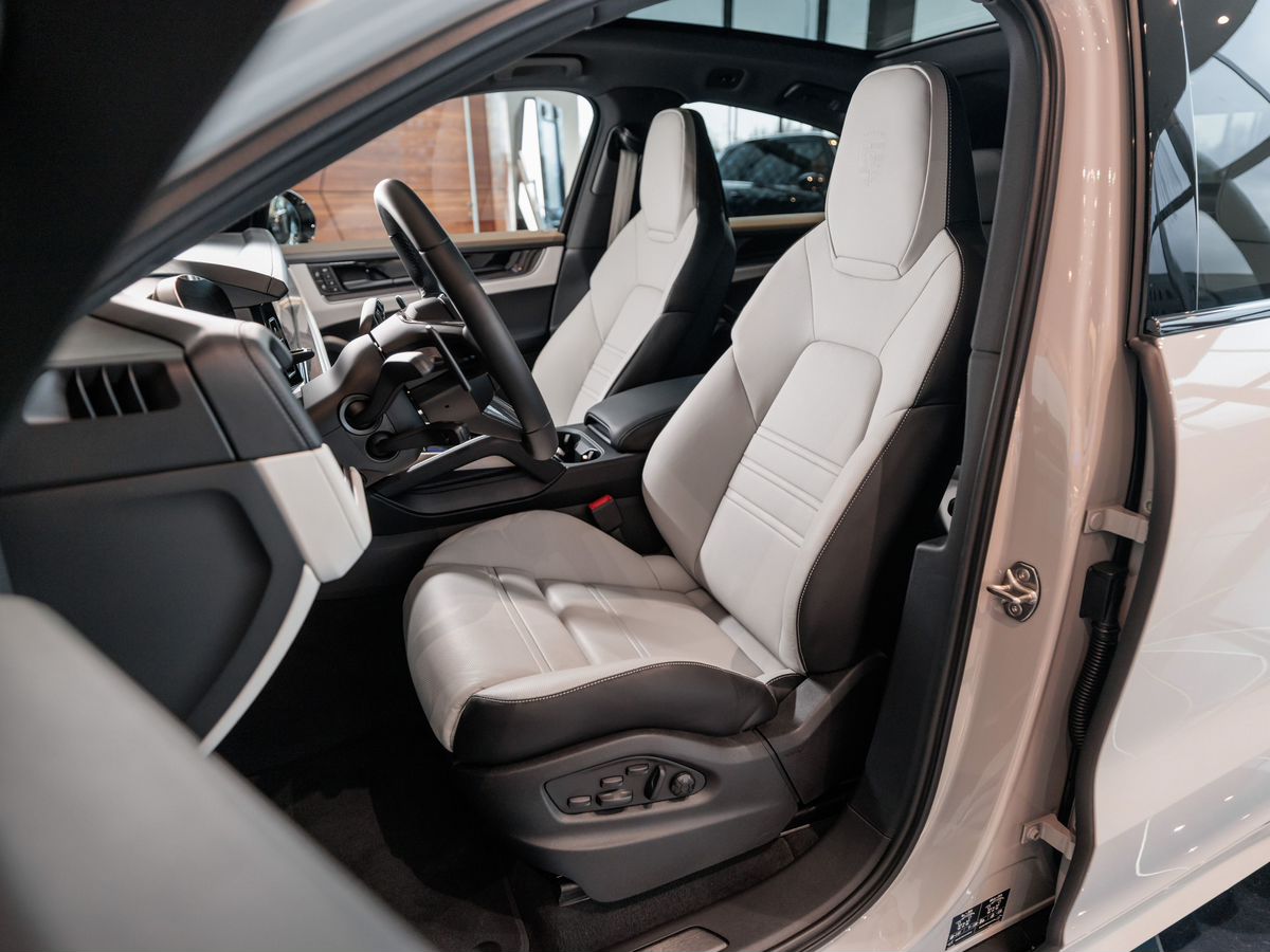 Porsche Cayenne III Рестайлинг Coupé 3.0 AT (353 л.с.) 4WD