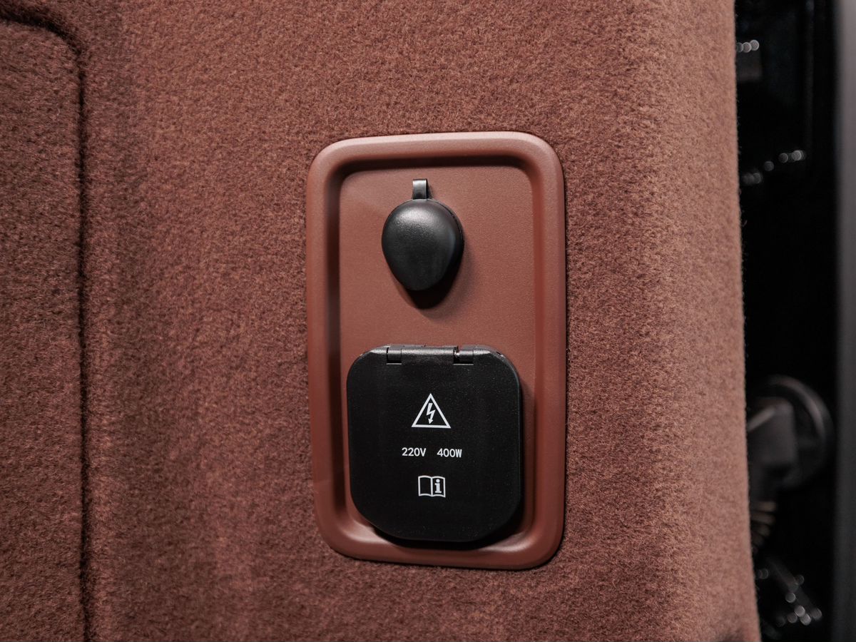 Tank 700 3.0 AT (354 л.с.) 4WD