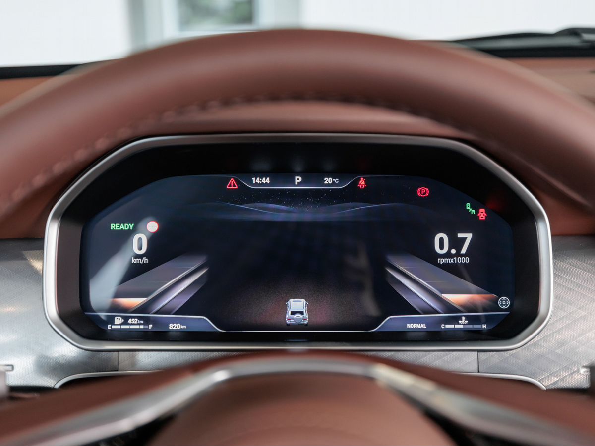 Tank 700 3.0 AT (354 л.с.) 4WD