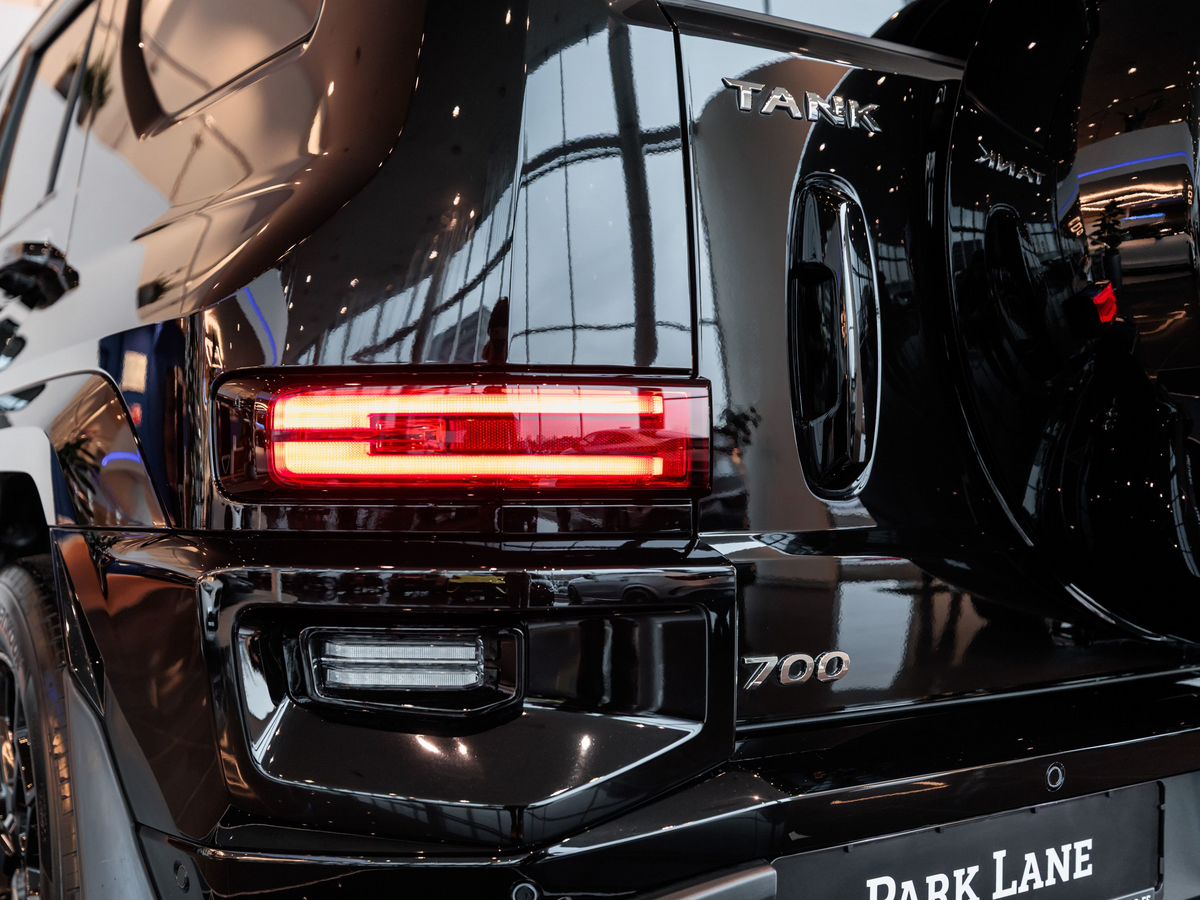 Tank 700 3.0 AT (354 л.с.) 4WD