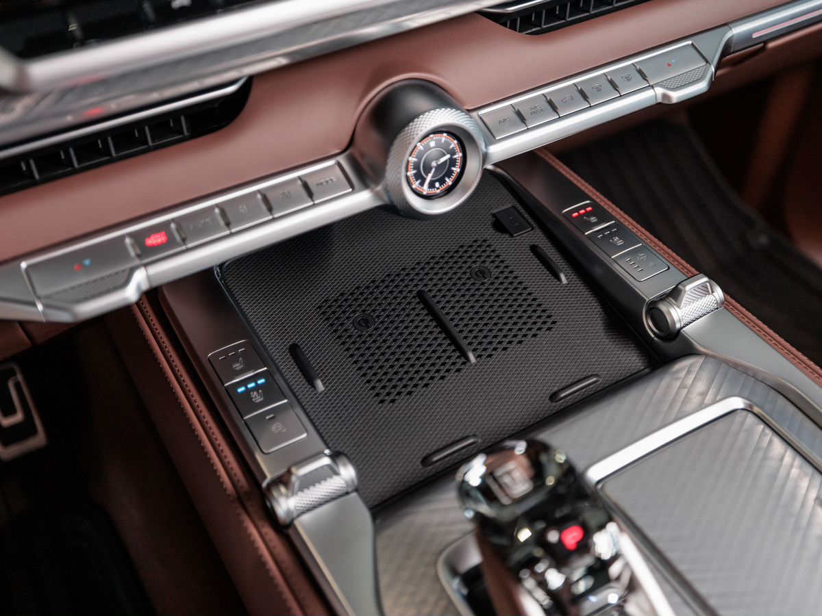 Tank 700 3.0 AT (354 л.с.) 4WD