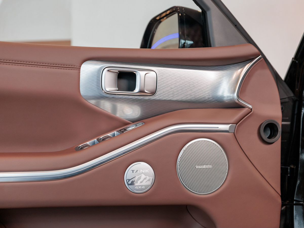 Tank 700 3.0 AT (354 л.с.) 4WD