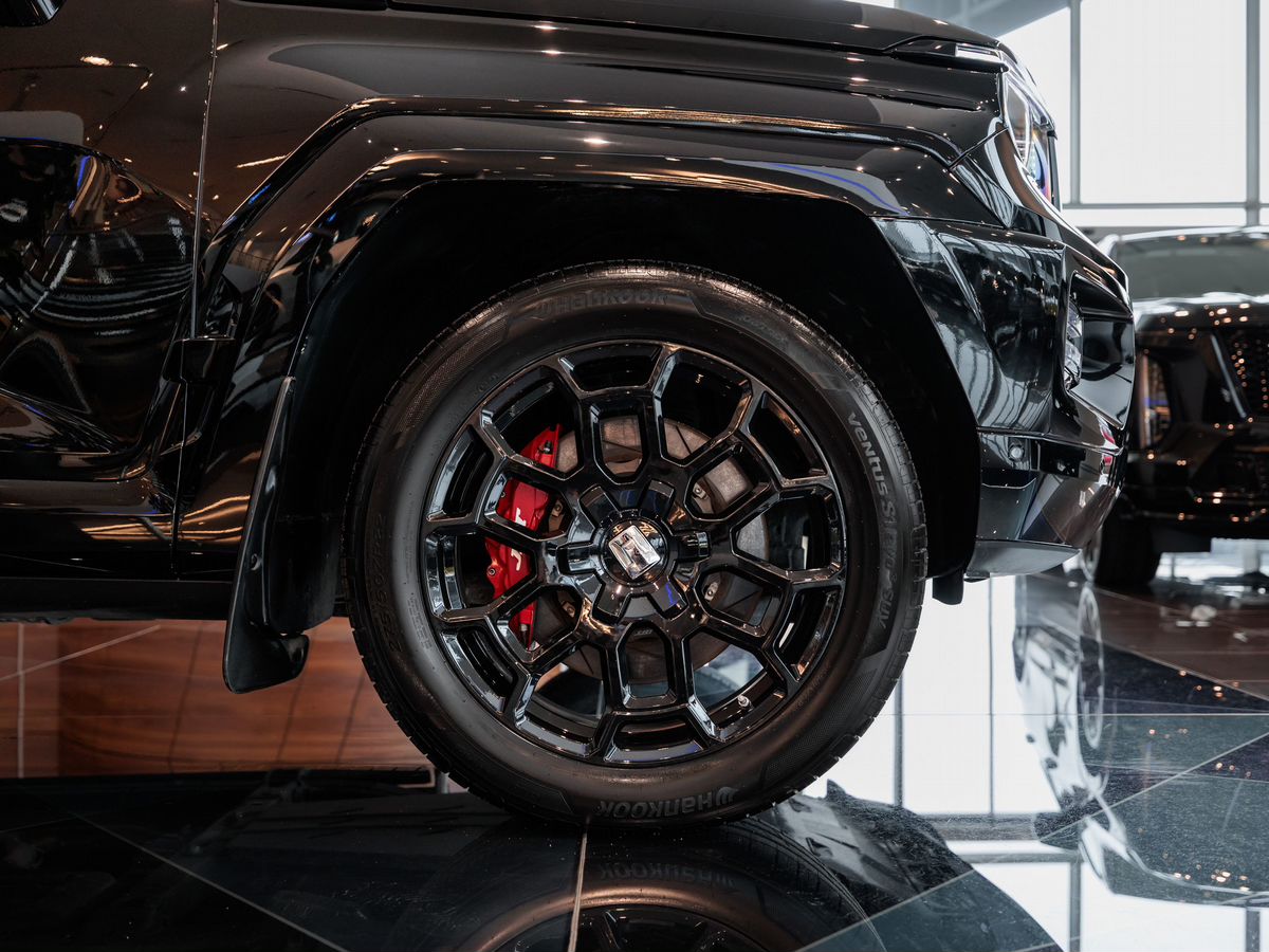 Tank 700 3.0 AT (354 л.с.) 4WD