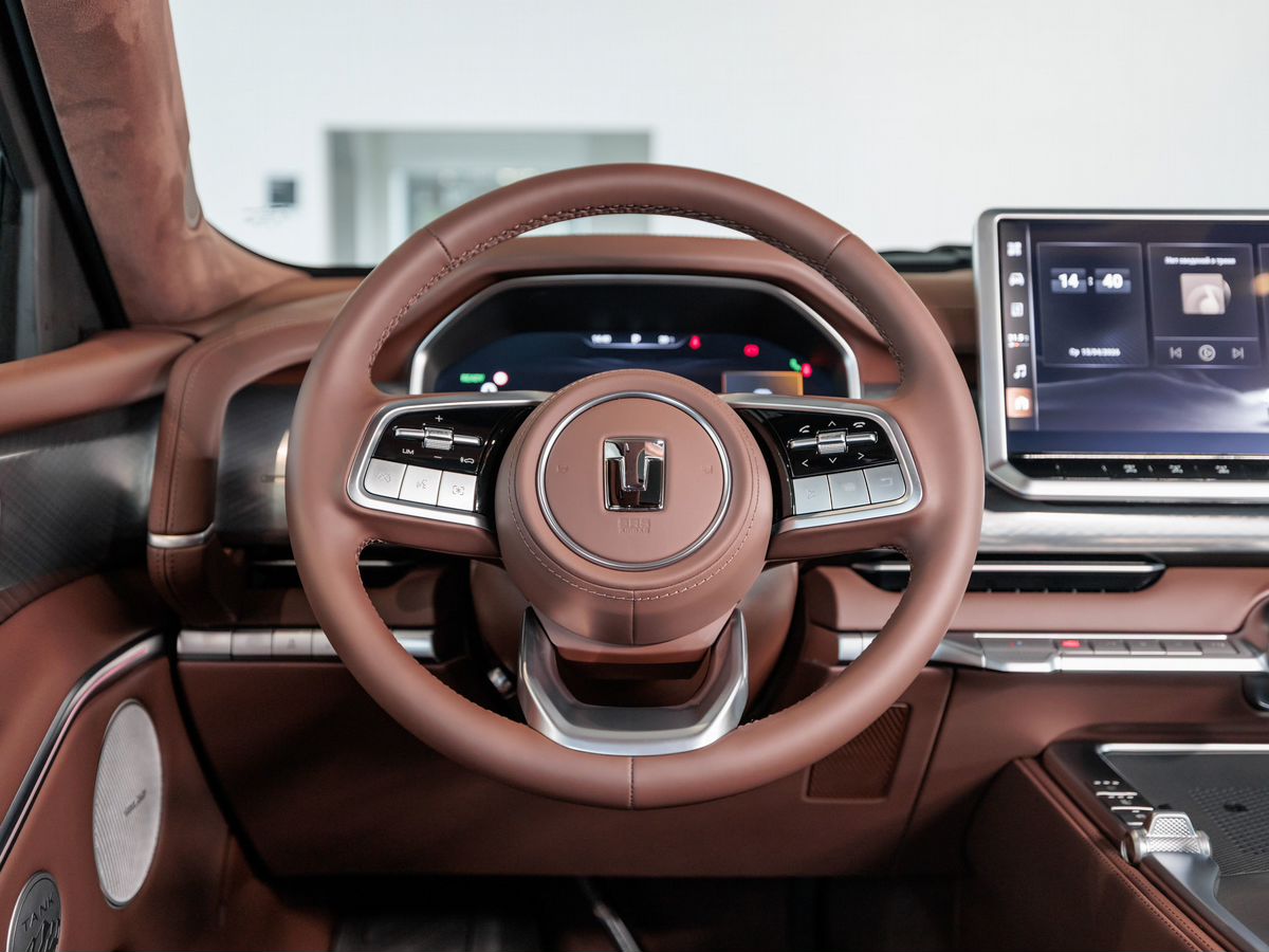 Tank 700 3.0 AT (354 л.с.) 4WD