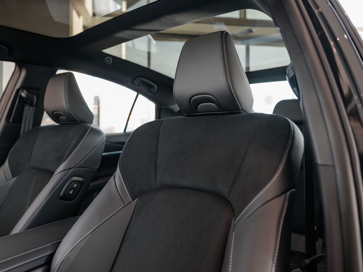 Toyota Camry IX (XV80) China Market 2.0hyb CVT (197 л.с.)