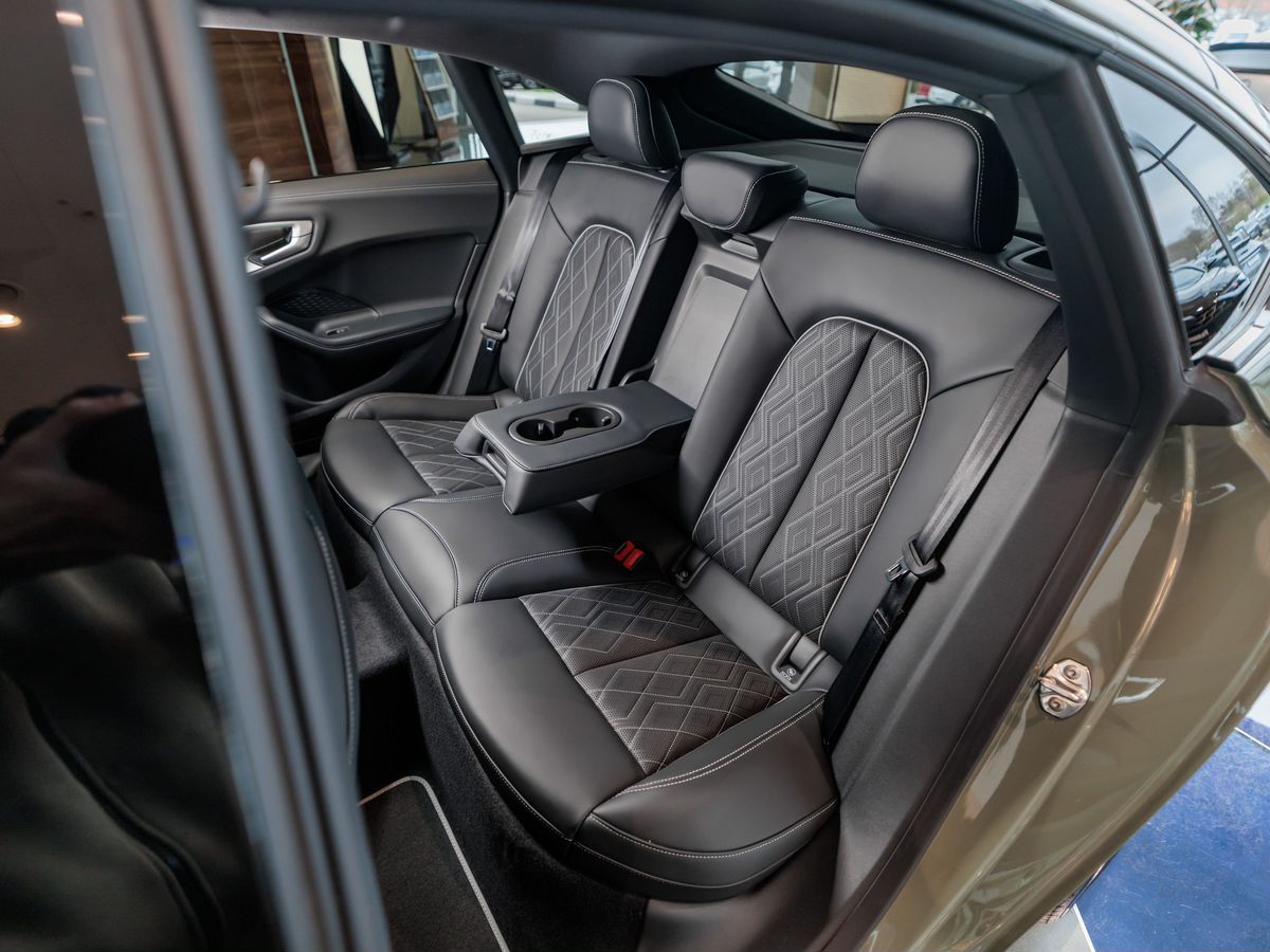 Audi A5 III (B10) L Sportback 2.0 AMT (204 л.с.) 4WD