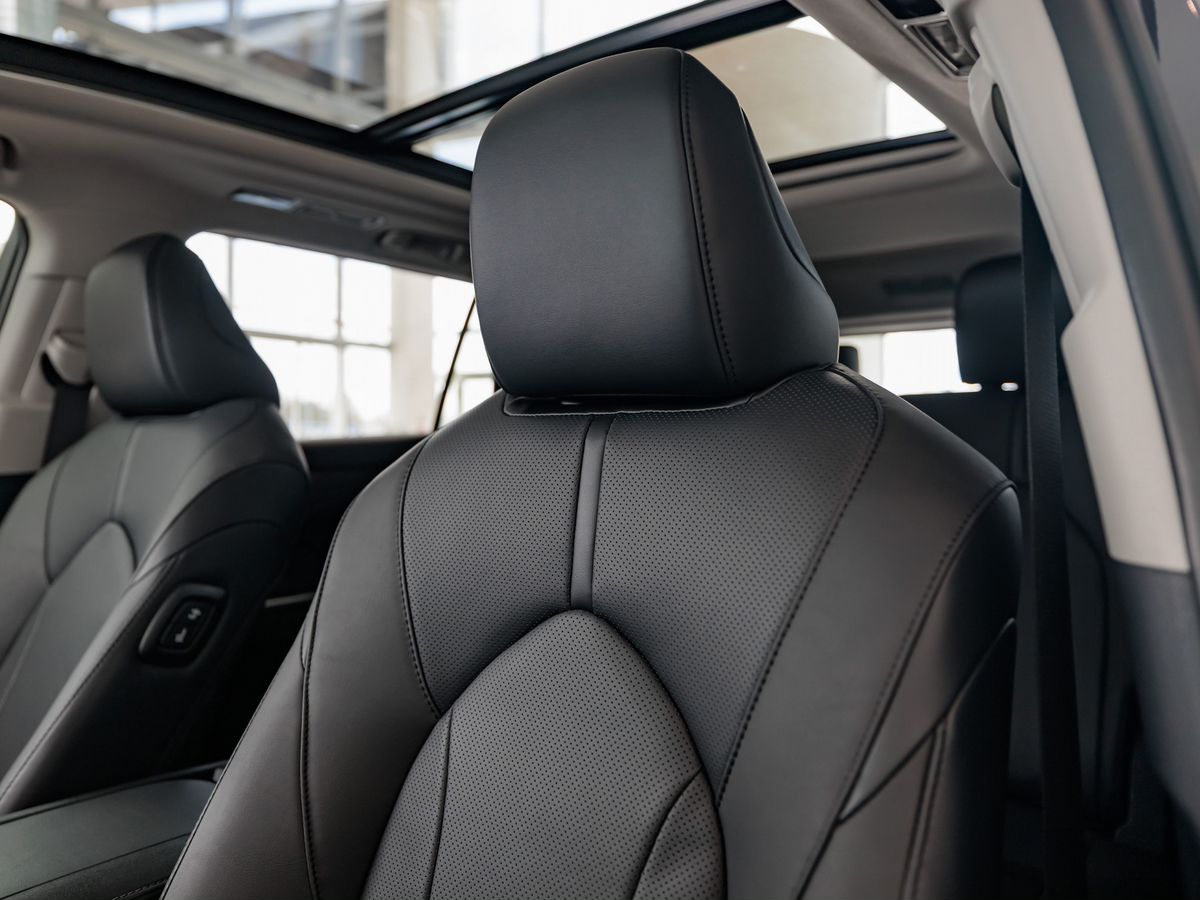 Toyota Highlander IV (XU70) 2.0 AT (248 л.с.) 4WD