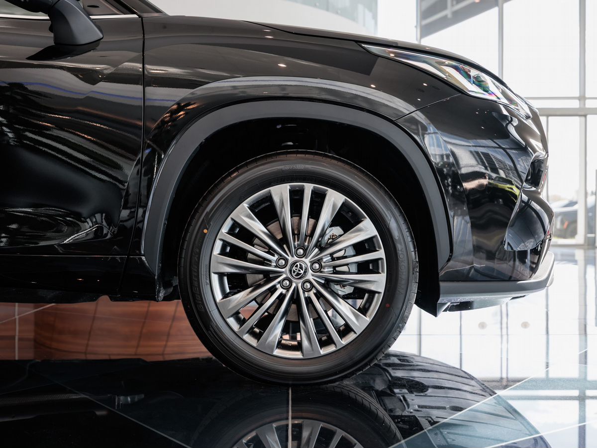 Toyota Highlander IV (XU70) 2.0 AT (248 л.с.) 4WD