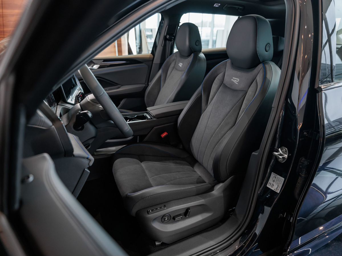 Volkswagen Tiguan III (China Market) L Pro 2.0 AMT (220 л.с.) 4WD