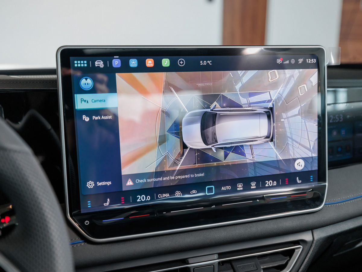 Volkswagen Tiguan III (China Market) L Pro 2.0 AMT (220 л.с.) 4WD