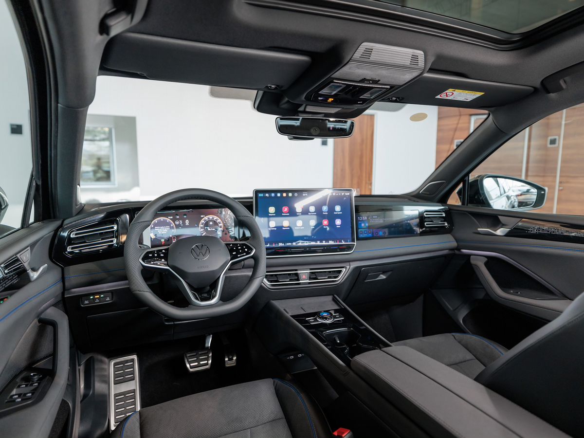 Volkswagen Tiguan III (China Market) L Pro 2.0 AMT (220 л.с.) 4WD