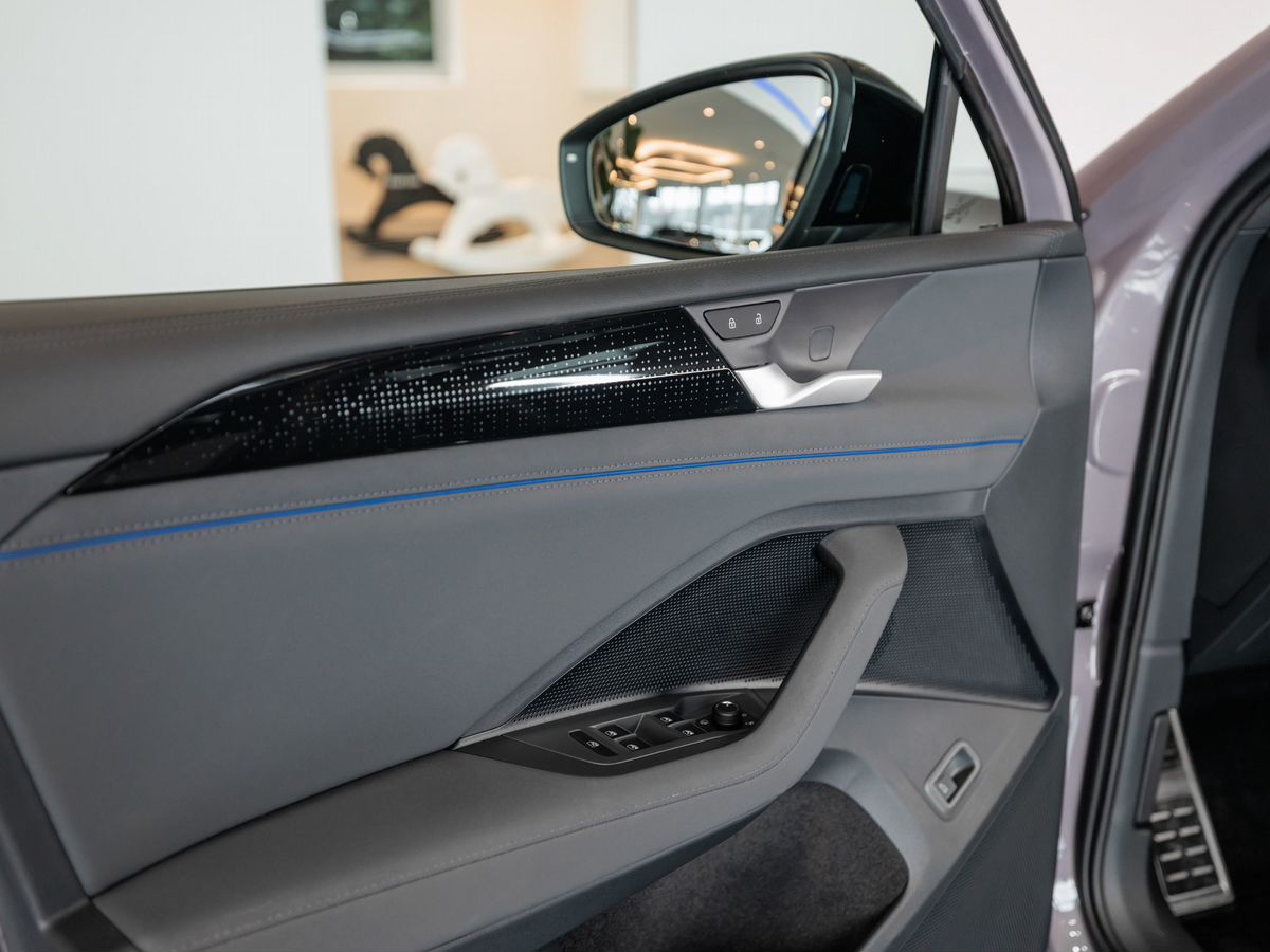 Volkswagen Tiguan III (China Market) L Pro 2.0 AMT (220 л.с.) 4WD