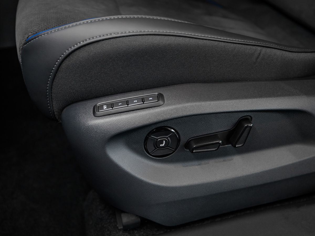 Volkswagen Tiguan III (China Market) L Pro 2.0 AMT (220 л.с.) 4WD