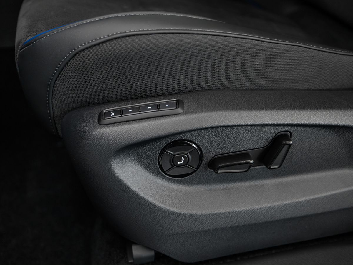 Volkswagen Tiguan III (China Market) L Pro 2.0 AMT (220 л.с.) 4WD