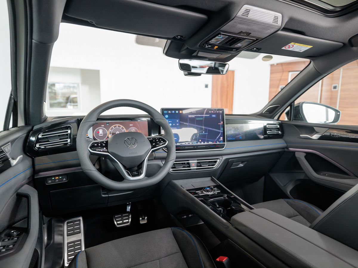 Volkswagen Tiguan III (China Market) L Pro 2.0 AMT (220 л.с.) 4WD