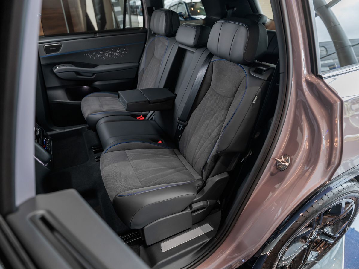 Volkswagen Teramont II (China Market) Pro 2.0 AMT (272 л.с.) 4WD