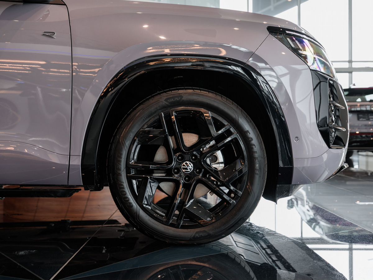 Volkswagen Teramont II (China Market) Pro 2.0 AMT (272 л.с.) 4WD