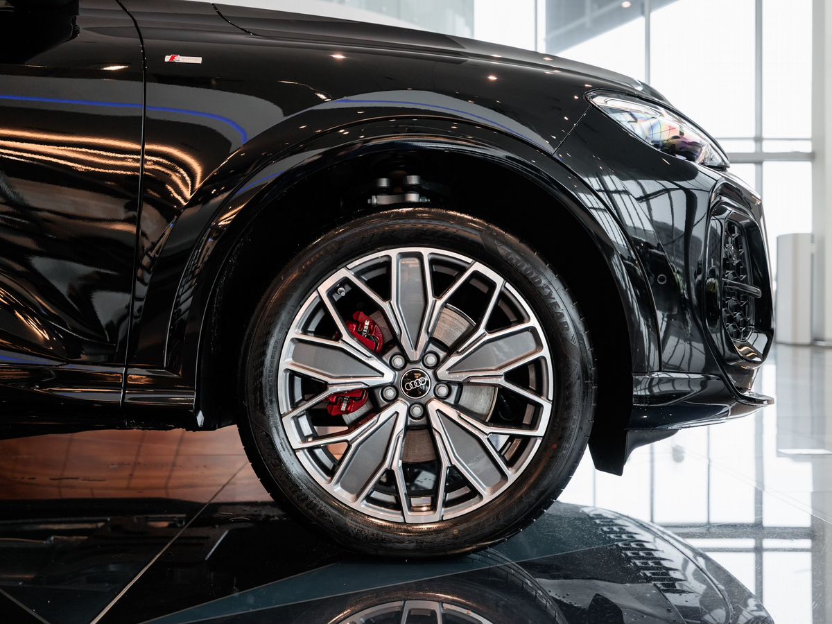 Audi Q5 III (GU) L 2.0 AMT (204 л.с.) 4WD