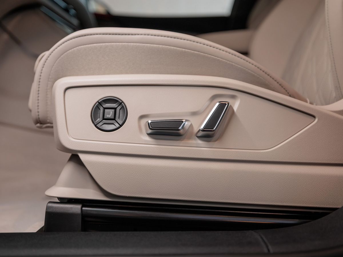 Audi Q5 III (GU) L 2.0 AMT (204 л.с.) 4WD