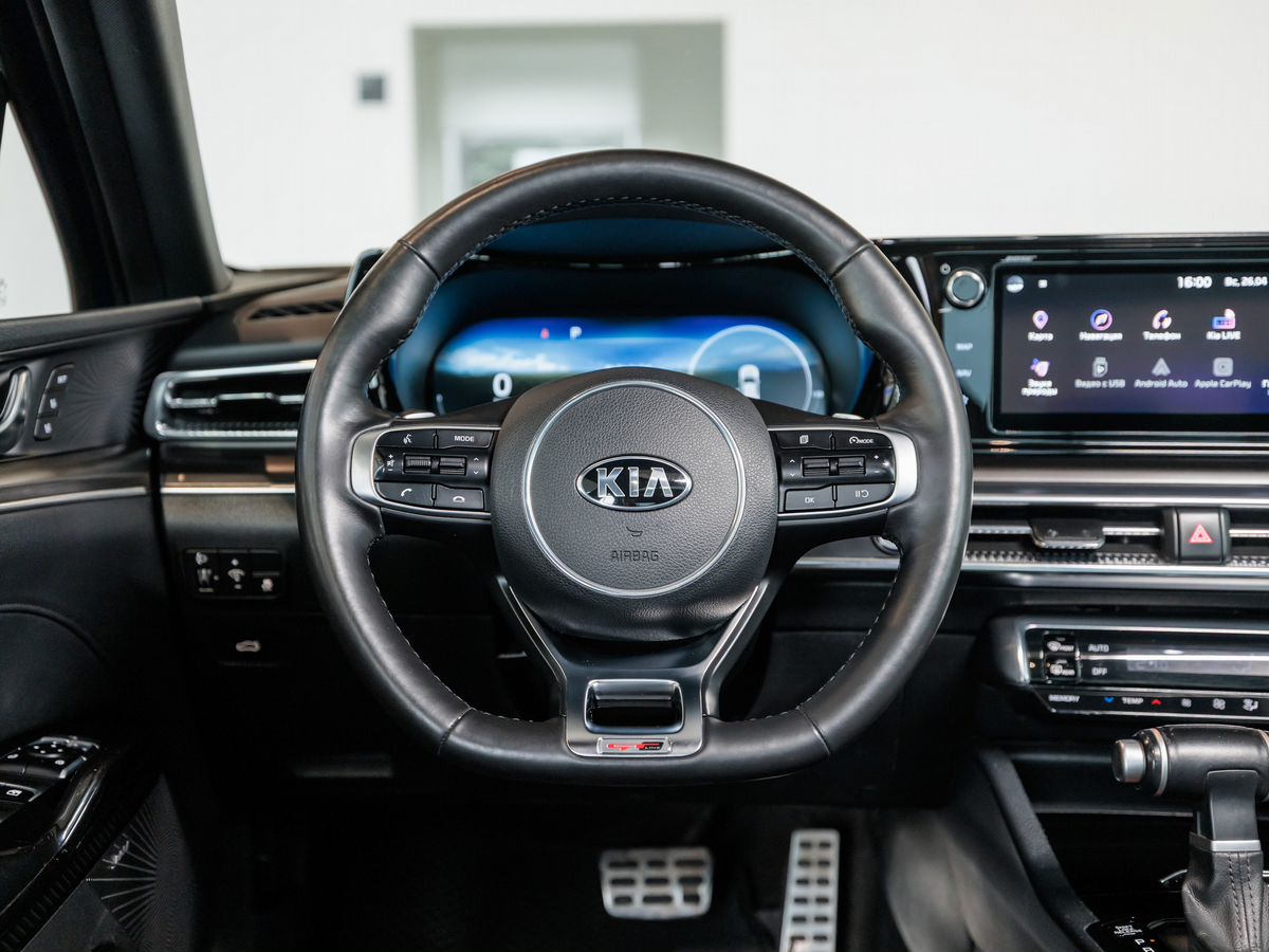 Kia K5 III 2.5 AT (194 л.с.)