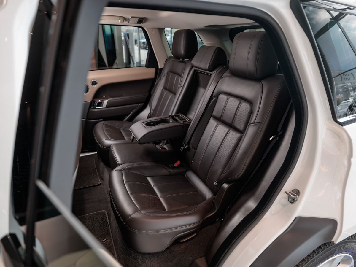 Land Rover Range Rover Sport II Рестайлинг 3.0d AT (249 л.с.) 4WD