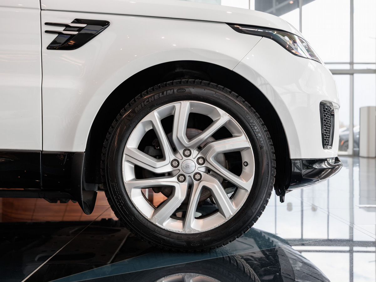 Land Rover Range Rover Sport II Рестайлинг 3.0d AT (249 л.с.) 4WD