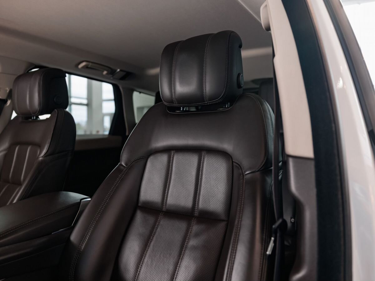 Land Rover Range Rover Sport II Рестайлинг 3.0d AT (249 л.с.) 4WD