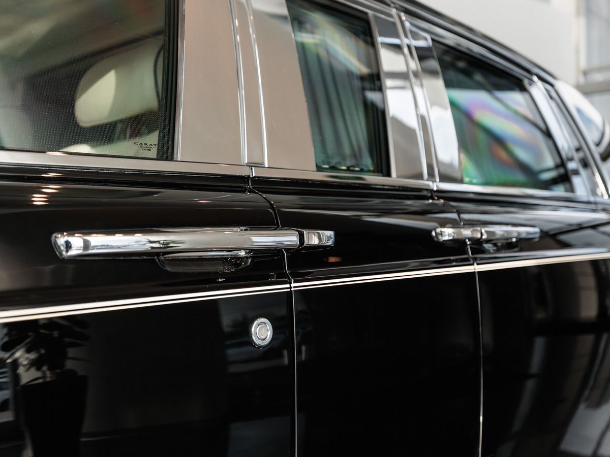 Rolls-Royce Phantom VII Long 6.8 AT (460 л.с.)