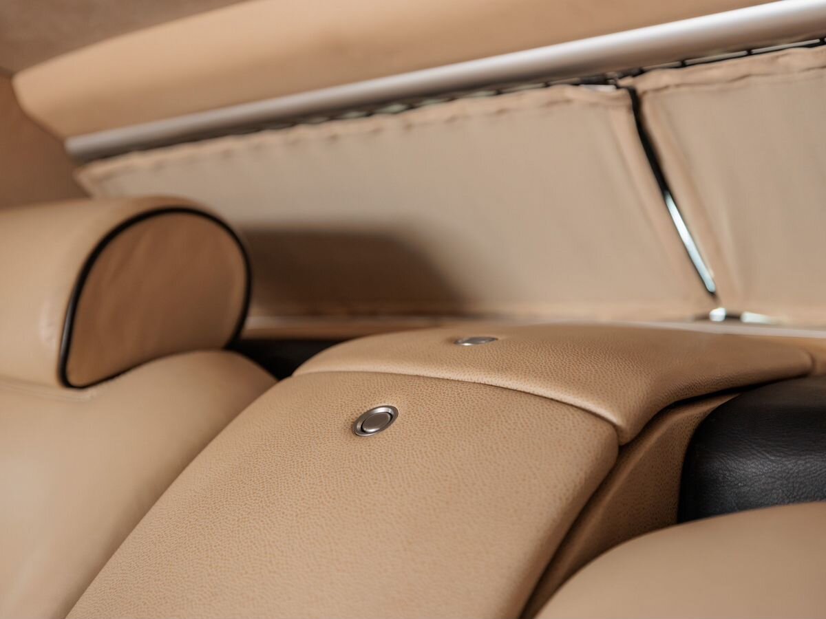 Rolls-Royce Phantom VII Long 6.8 AT (460 л.с.)