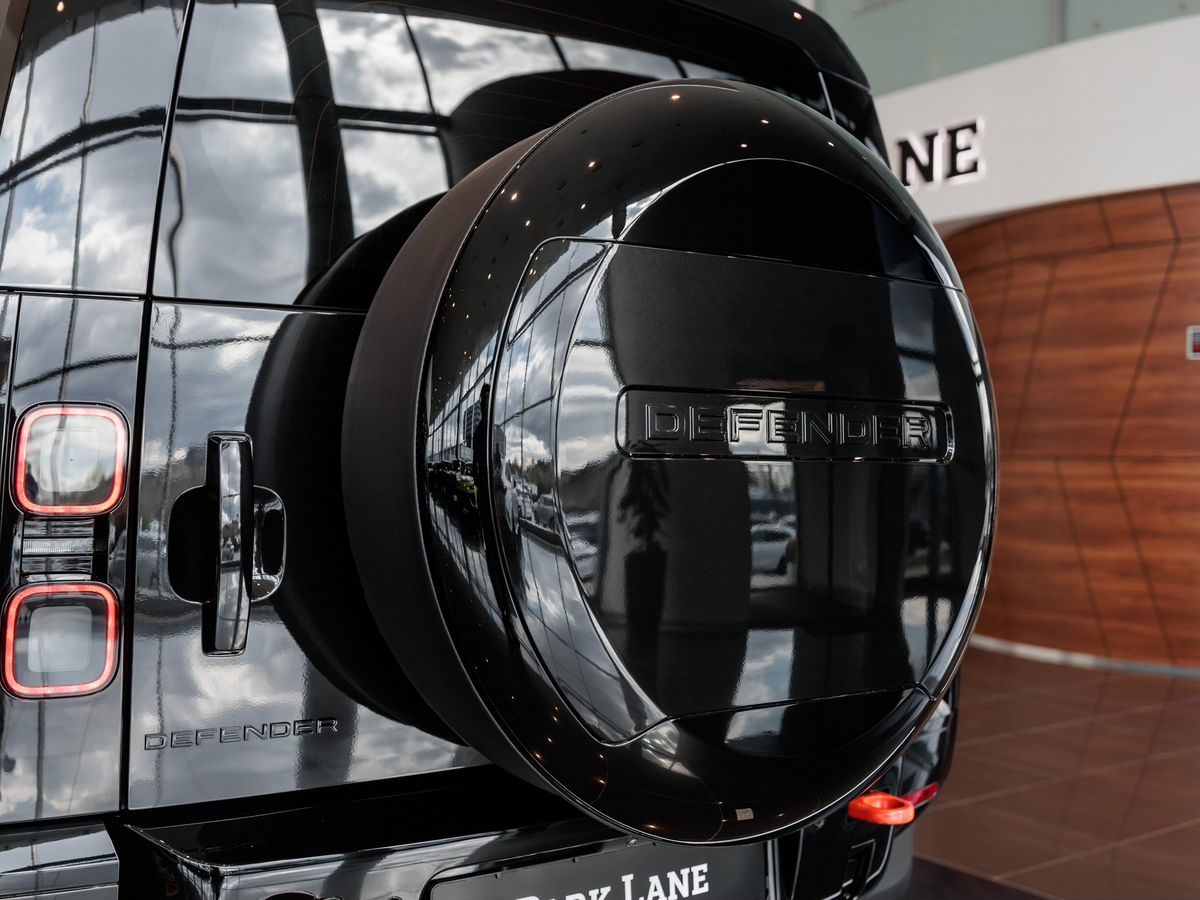 Land Rover Defender II 110 3.0 AT (400 л.с.) 4WD