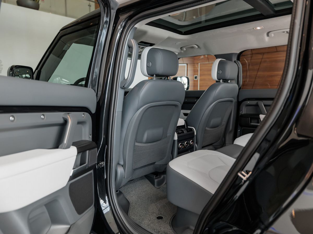 Land Rover Defender II 110 3.0 AT (400 л.с.) 4WD