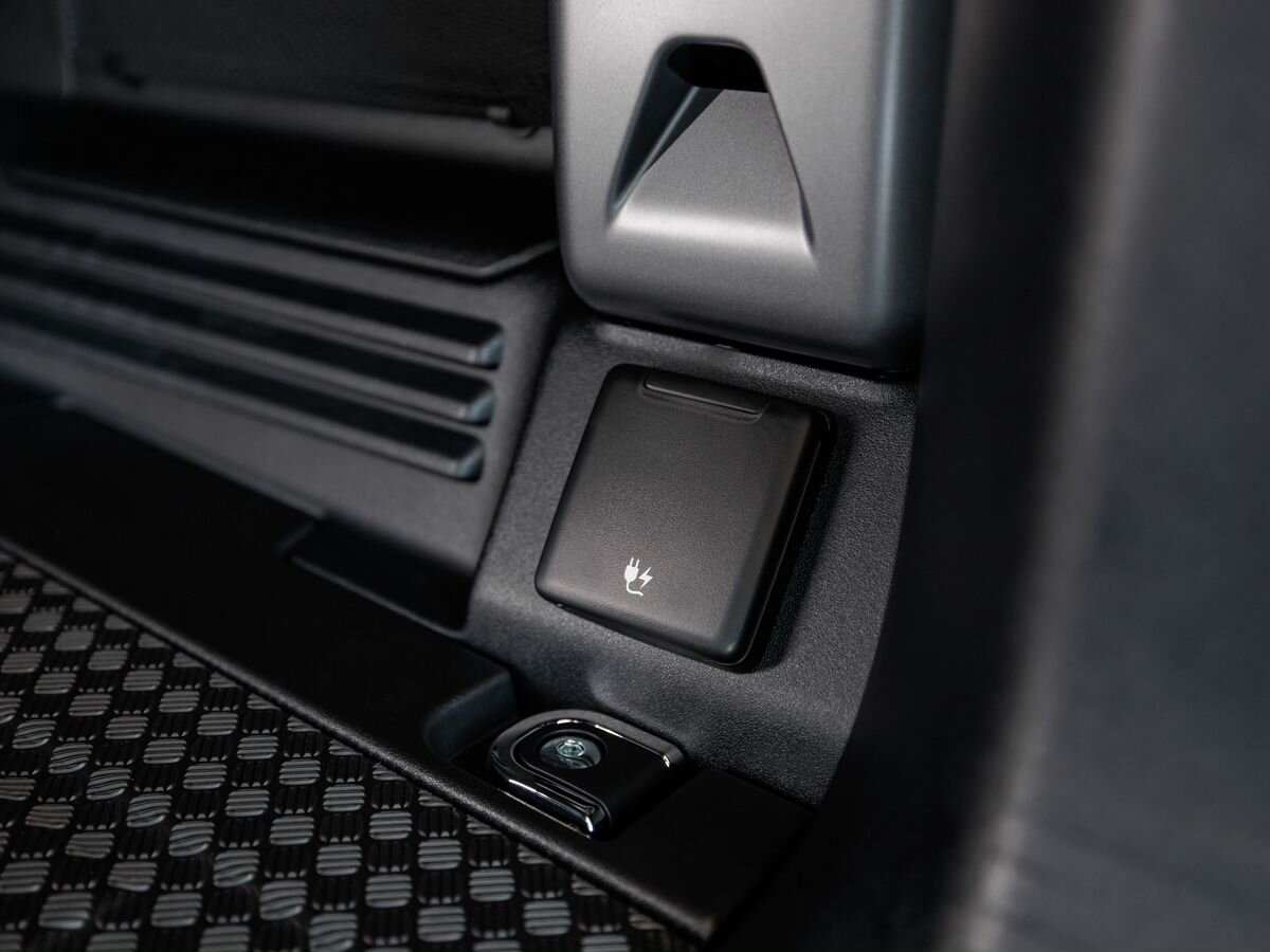 Land Rover Defender II 110 3.0 AT (400 л.с.) 4WD