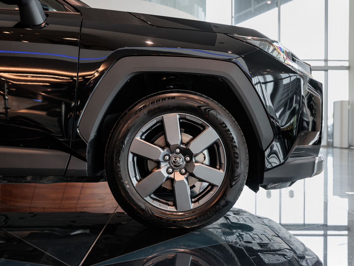 Toyota RAV4 VI (XA60) 2.0 CVT (171 л.с.) 4WD