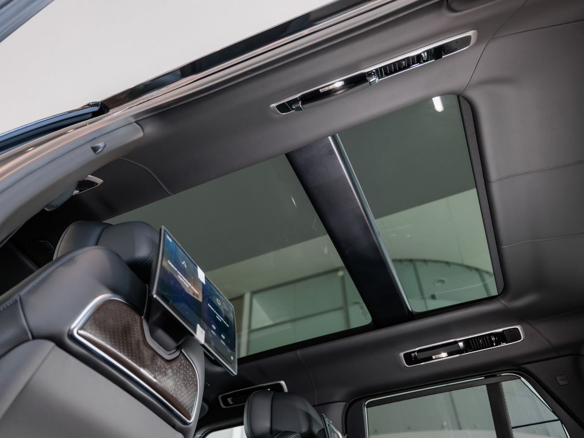 Land Rover Range Rover V P400 MHEV 3.0 AT (400 л.с.) 4WD