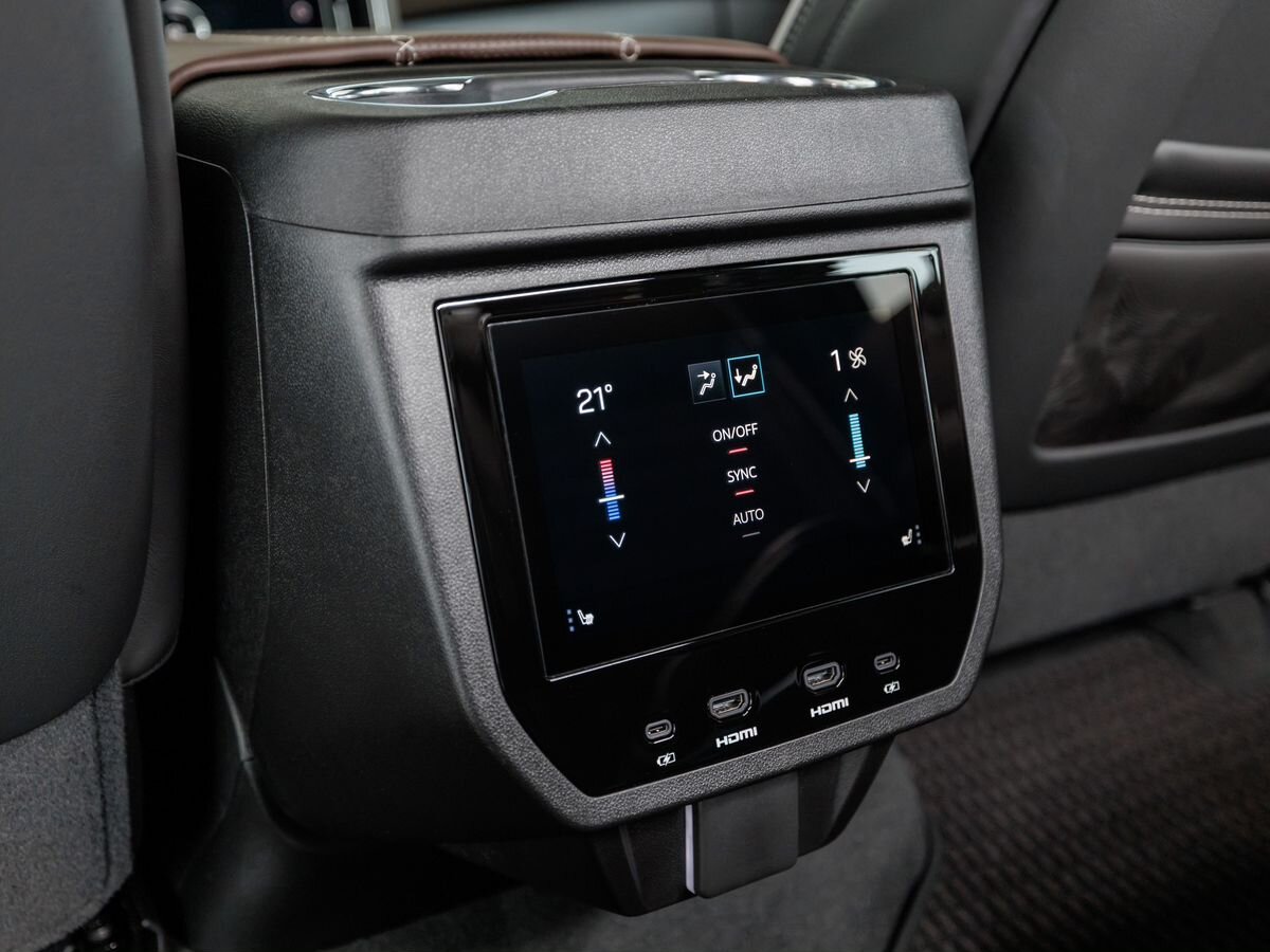 GMC Yukon V Рестайлинг XL 6.2 AT (420 л.с.) 4WD