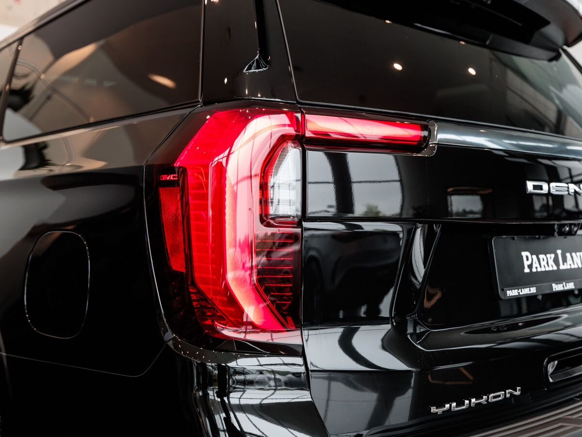 GMC Yukon V Рестайлинг XL 6.2 AT (420 л.с.) 4WD
