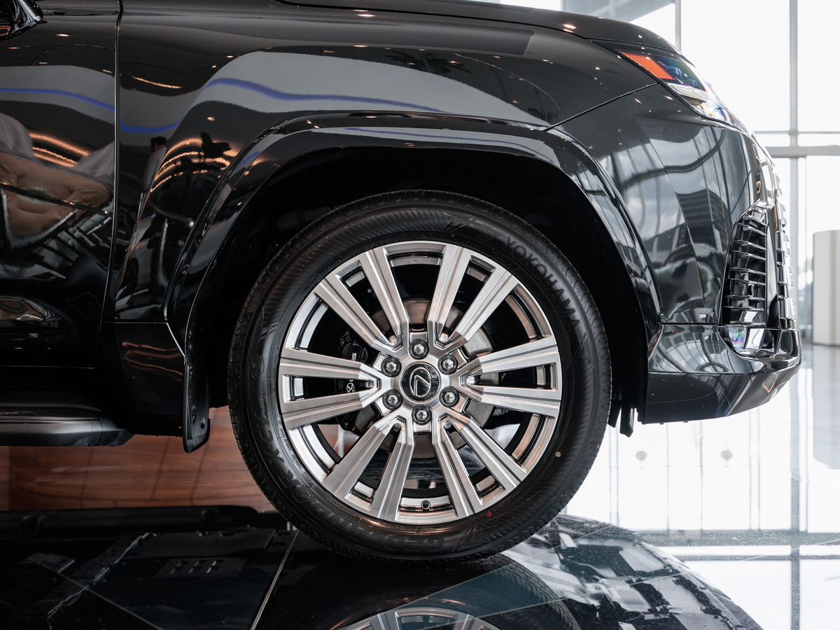 Lexus LX IV 500d 3.4d AT (299 л.с.) 4WD