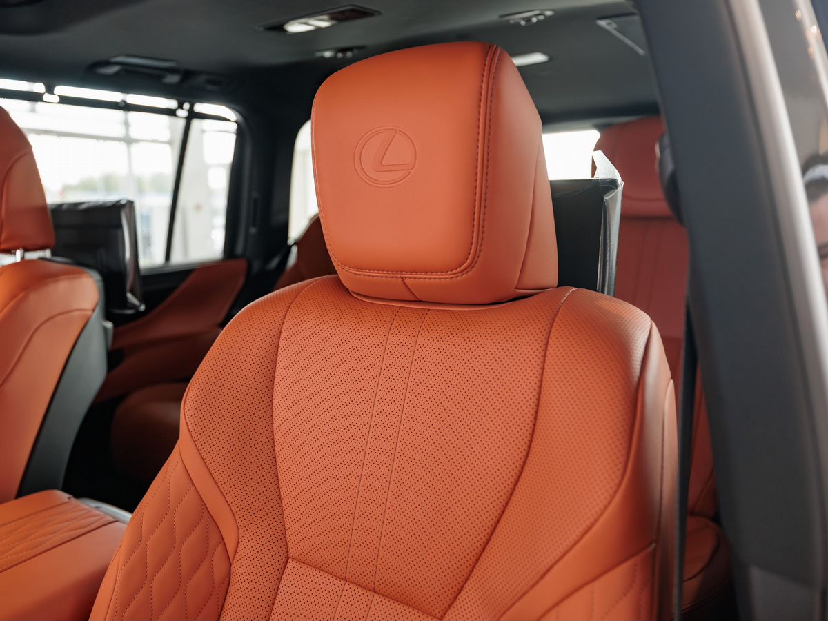 Lexus LX IV 500d 3.4d AT (299 л.с.) 4WD