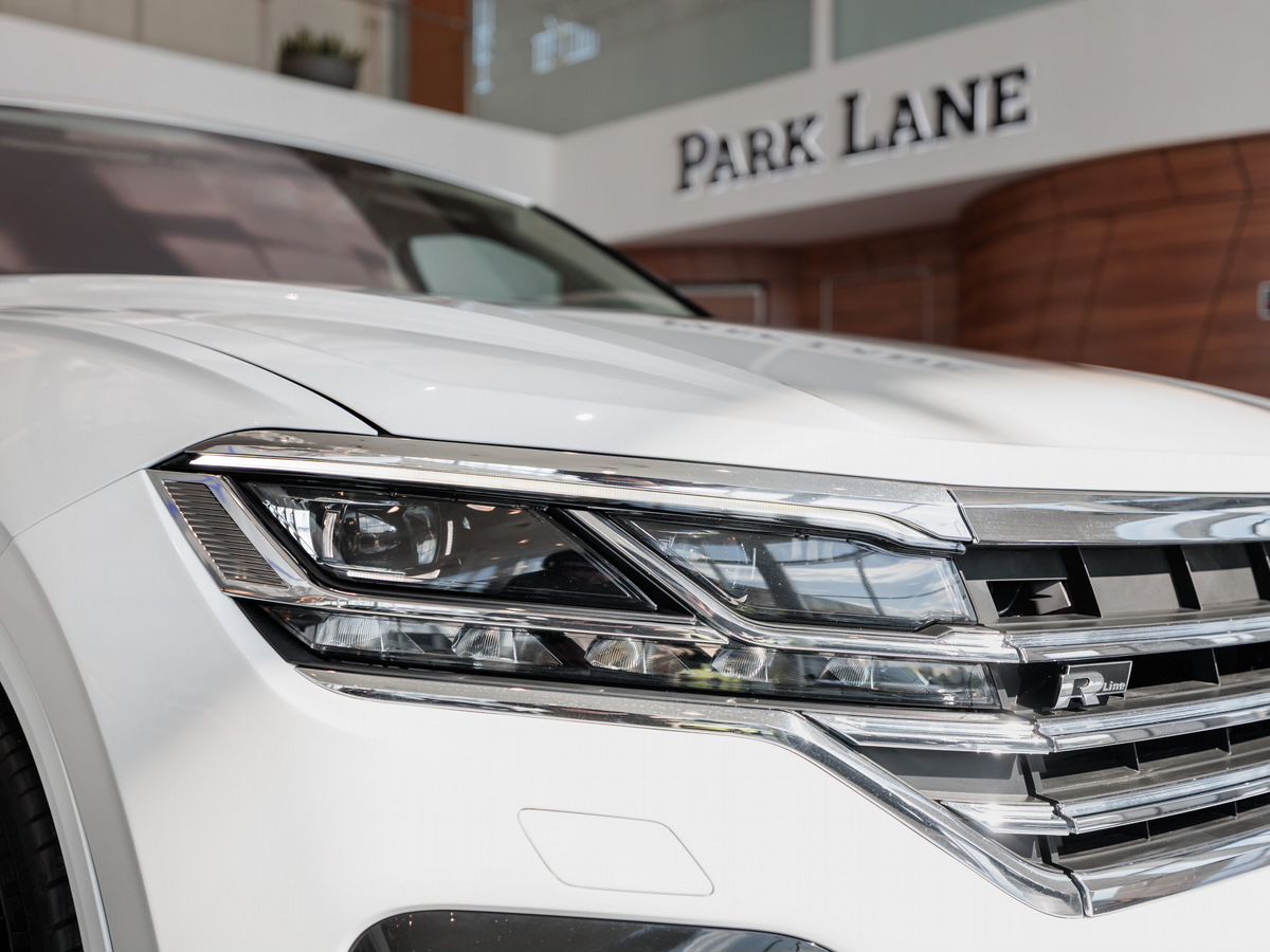 Volkswagen Touareg III 3.0d AT (249 л.с.) 4WD