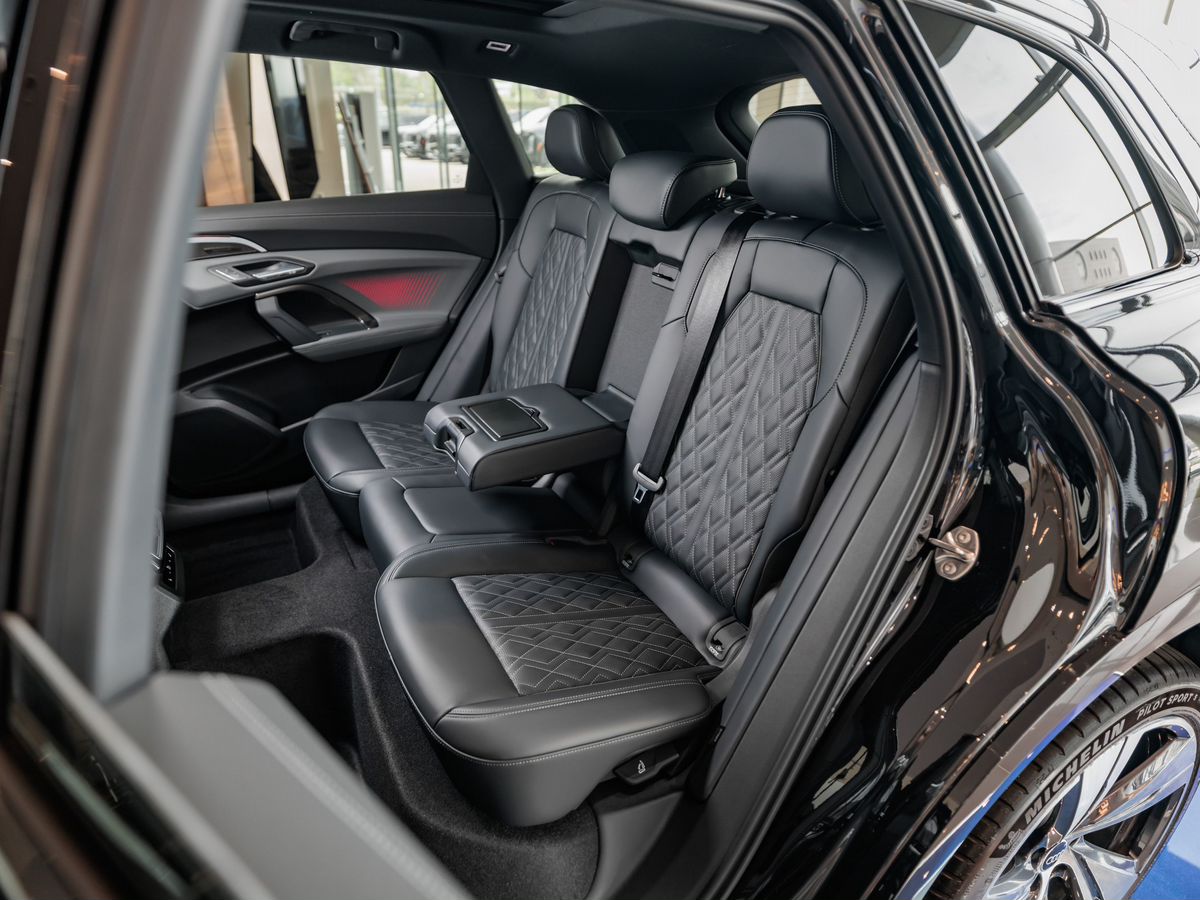Audi Q5 III (GU) L 2.0 AMT (272 л.с.) 4WD