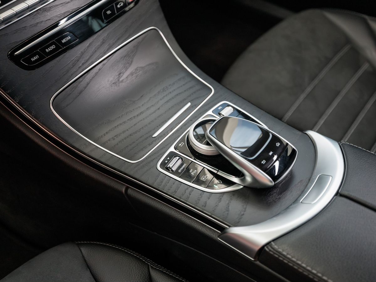 Mercedes-Benz C-Класс IV (W205) Рестайлинг 180 1.5 AT (150 л.с.)